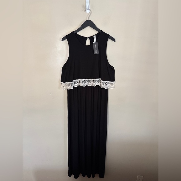 NWT - Silver Icing "Vanilla Bay" Brand Eternal Love Maxi Dress. Size: 2XL - Picture 2 of 8